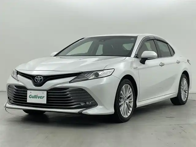 トヨタ カムリ G レザーパッケージ 群馬県 2018(平30)年 7万km プラチナホワイトパールマイカ 純正8インチT-Connect SDナビゲーションシステム/・AM/FM/CD/SD/・Bluetooth/AUX/USB/・DVD/Blu-ray/ETC2.0ユニット（ビルトイン）ナビ連動タイプ/バックカメラ/トヨタセーフティセンス/・プリクラッシュセーフティ/・レーンディパーチャーアラート/・レーダークルーズコントロール（全車速追従機能付）/・オートマチックハイビーム/本革シート/前席パワーシート/シートヒーター/電動パーキングブレーキ/オートブレーキホールド/Bi-Beam LEDヘッドランプ（オートレベリング機能付）/カラーヘッドアップディスプレイ/純正17インチアルミホイール/純正フロアマット