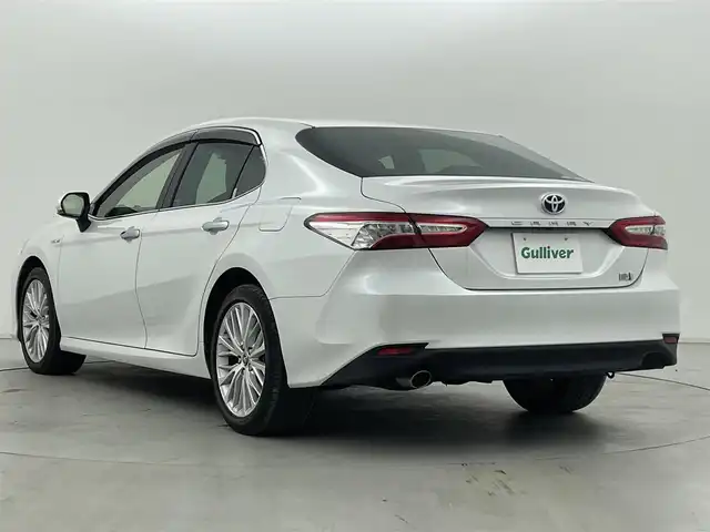 トヨタ カムリ G レザーパッケージ 群馬県 2018(平30)年 7万km プラチナホワイトパールマイカ 純正8インチT-Connect SDナビゲーションシステム/・AM/FM/CD/SD/・Bluetooth/AUX/USB/・DVD/Blu-ray/ETC2.0ユニット（ビルトイン）ナビ連動タイプ/バックカメラ/トヨタセーフティセンス/・プリクラッシュセーフティ/・レーンディパーチャーアラート/・レーダークルーズコントロール（全車速追従機能付）/・オートマチックハイビーム/本革シート/前席パワーシート/シートヒーター/電動パーキングブレーキ/オートブレーキホールド/Bi-Beam LEDヘッドランプ（オートレベリング機能付）/カラーヘッドアップディスプレイ/純正17インチアルミホイール/純正フロアマット