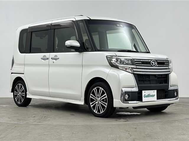 ダイハツ タント カスタム RS トップED SA Ⅲ 鹿児島県 2018(平30)年 6.3万km パールホワイトⅢ 純正８型ナビ　/（フルセグ/Bluetooth/DVD/CD)　/フリップダウンモニター　/前後ドライブレコーダー　/バックカメラ/ＥＴＣ　/ハーフレザー　/シートヒーター　/オートハイビーム　/オートライト　/ＨＤＭＩ入力端子　/両側パワースライドドア　/衝突軽減システム/スペアキー1本