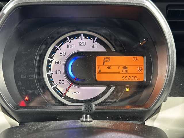 スズキ スペーシア HYBRID X 2トーン 沖縄県 2018(平30)年 5.6万km ツールグリーンパールメタリック/ブラック2トーン 県外仕入れ/禁煙車/両側パワースライドドア/純正ナビ/（フルセグTV/CD/DVD/FM/AM/BT）/全方位カメラ/ステアリングリモコン/デュアルセンサーブレーキサポート/ヘッドアップディスプレイ/運転席シートヒーター/リアコーナーセンサー/ETC/電動格納ミラー/ライトレベライザー/純正サンシェード/純正ホイールキャップ