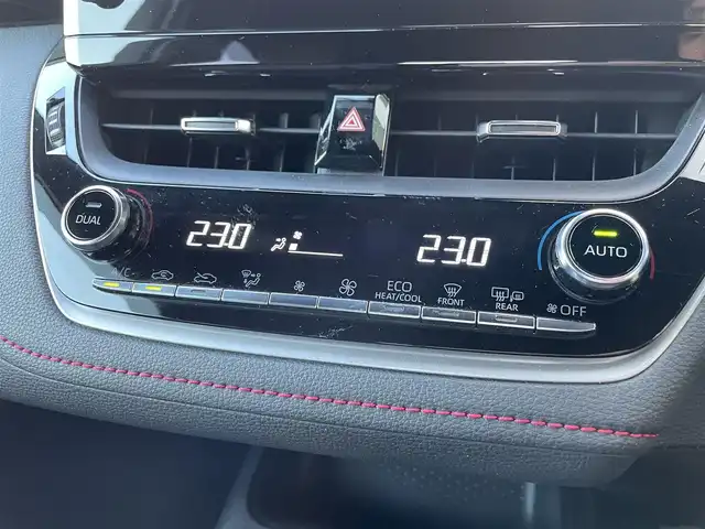 トヨタ カローラ スポーツ G Z 島根県 2019(令1)年 6.8万km アティチュードブラックマイカ 登録時走行距離　67451km/取扱説明書/6速マニュアル/純正9インチナビ/フルセグテレビ/バックカメラ/プリクラッシュセーフティシステム/レーダークルーズコントロール/レーンキープアシススト/ブラインドスポットモニター/クリアランスソナー/プッシュスタート/スマートキー(スペアスマート×1)/LEDヘッドライト/フォグランプ/ドライブレコーダー/ETC/純正18インチアルミ