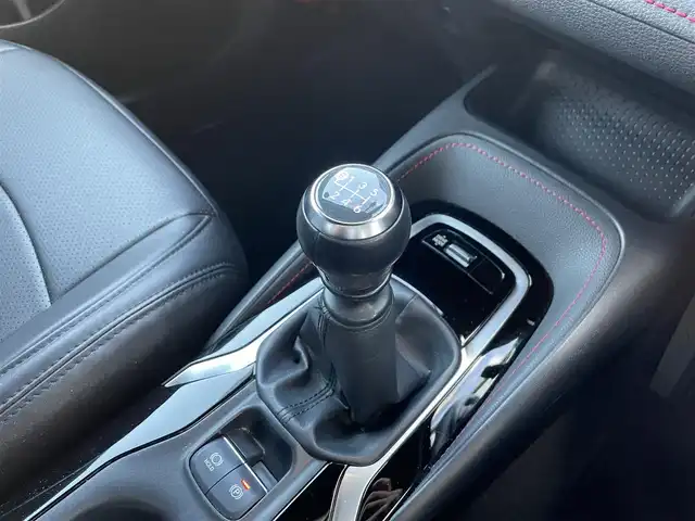 トヨタ カローラ スポーツ G Z 島根県 2019(令1)年 6.8万km アティチュードブラックマイカ 登録時走行距離　67451km/取扱説明書/6速マニュアル/純正9インチナビ/フルセグテレビ/バックカメラ/プリクラッシュセーフティシステム/レーダークルーズコントロール/レーンキープアシススト/ブラインドスポットモニター/クリアランスソナー/プッシュスタート/スマートキー(スペアスマート×1)/LEDヘッドライト/フォグランプ/ドライブレコーダー/ETC/純正18インチアルミ