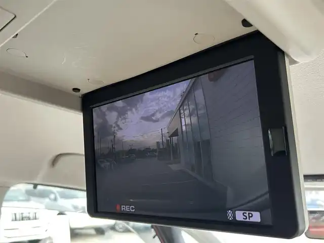 日産 セレナ e－パワー ハイウェイスター V 富山県 2018(平30)年 7.8万km マルーンレッド 2トーン 純正９型ナビ/フルセグＴＶ／Ｂｌｕｅｔｏｏｔｈ/フリップダウンモニター/アラウンドビューモニター/デジタルインナーミラー/ステアリングヒーター/プロパイロット/両側電動スライドドア/ＬＥＤヘッドライト/レーンキープアシスト/ドライブレコーダー/電動パーキング/オートホールド/スペアキー1本/保証書有り