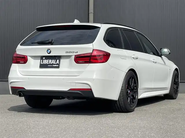 ＢＭＷ ３２０ｄ ツーリング Mスポーツ 香川県 2015(平27)年 4.8万km アルピンホワイトⅢ 純正ナビ/バックカメラ/ACC/ヘッドアップディスプレイ/前後センサー/パワーシート/ブラインドスポットモニター/パワーバックドア/社外（ENKEI）18インチAW