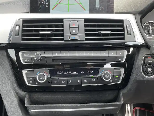 ＢＭＷ ３２０ｄ ツーリング Mスポーツ 香川県 2015(平27)年 4.8万km アルピンホワイトⅢ 純正ナビ/バックカメラ/ACC/ヘッドアップディスプレイ/前後センサー/パワーシート/ブラインドスポットモニター/パワーバックドア/社外（ENKEI）18インチAW