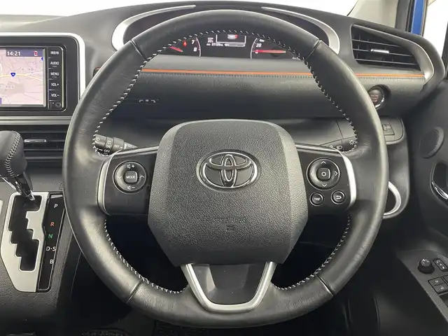 トヨタ シエンタ G 埼玉県 2020(令2)年 2.2万km コバルトブルーメタリック プリクラッシュセーフティ/純正ナビゲーションNSCN-W68/（ワンセグTV/CD/Bluetooth/AM/FM）/全方位カメラ/両側パワースライドドア /クリアランスソナー /ビルトインETC/レーンディパーチャーアラート/オートハイビーム/スマートキー/プッシュスタート/純正１５インチアルミホイール