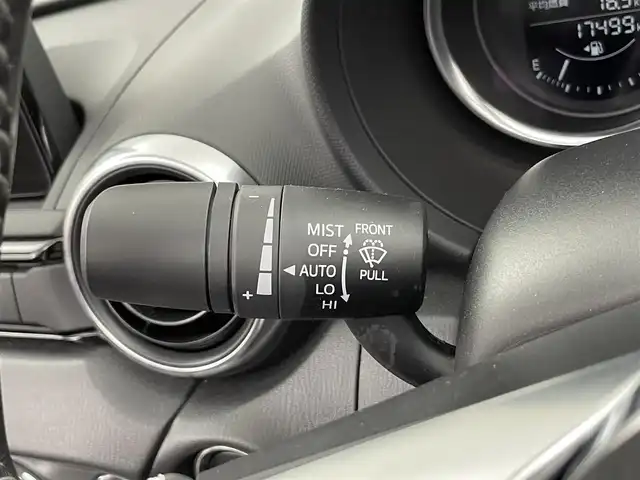 マツダ ロードスター S スペシャルパッケージ 千葉県 2023(令5)年 1.8万km ソウルレッドクリスタルM i-ACTIVSENSE/・スマートシティブレーキサポート/・ブラインドスポットモニタリング/・車線逸脱警報/・パーキングセンサー/マツダコネクト/・CD/DVD/USB/AUX/・Bluetooth/・フルセグ/LEDオートライト/シートヒーター/革巻きステアリング/純正16インチアルミホイール/純正フロアマット/ステアリングスイッチ/プッシュスタート/スマートキー/ETC