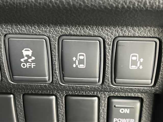 日産 エルグランド 250HWS S アーバンクロム 宮城県 2021(令3)年 4万km 黒 純正９インチナビ/ＣＤ／ＤＶＤ／Ｂｌｕｅｔｏｏｔｈ／ブルーレイ/バックカメラ/インテリジェントアラウンドビューモニター/ハーフレザーシート/３６０°セーフティアシスト/ＥＴＣ２．０/ナビ連動ドラレコ/両側パワースライドドア/エマージェンシーブレーキ/レーダークルーズコントロール