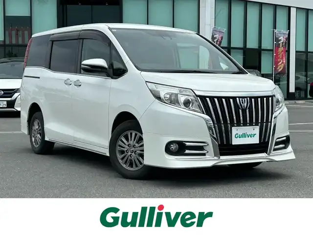 トヨタ エスクァイア Gi 奈良県 2016(平28)年 4.9万km ホワイトパールクリスタルシャイン 純正ナビ　/フルセグ　/Bluetooth　/ビルドインETC　/両側パワスラ　/シートヒーター　/バックカメラ　/クルーズコントロール　/純正フロアマット　/純正アルミホイール　/オートライト　/盗難防止装置/レーンキープアシスト/衝突被害軽減システム