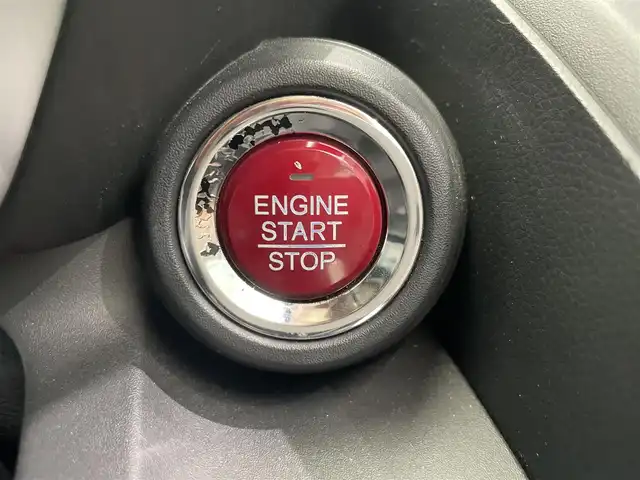 ホンダ Ｓ６６０ α 鹿児島県 2016(平28)年 4.2万km プレミアムスターホワイトパール ディスプレイオーディオ/バックカメラ/ＥＴＣ/ハーフレザーシート/純正アルミホイール/アクティブスポイラー/ＬＥＤヘッドライト/オートライト/アイドリングストップ/プッシュスタート/スマートキー