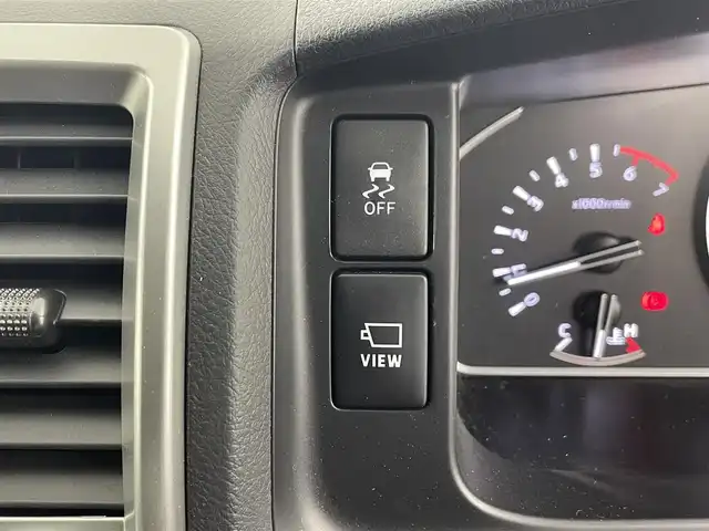 トヨタ ハイエース GL 埼玉県 2023(令5)年 2.4万km ホワイトパールクリスタルシャイン モデリスタエアロ/純正ナビ【NSZT-W68T】/デジタルインナーミラー/衝突被害軽減システム/レーンキープアシスト/横滑り防止装置/オートマチックハイビーム/前後コーナーセンサー/ＥＴＣ/バックカメラ/ドライブレコーダー/プッシュスタート/スマートキー