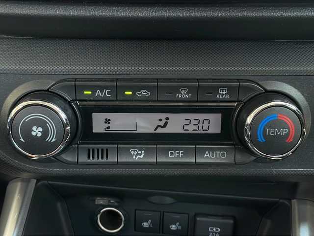 トヨタ ライズ Z 長野県 2020(令2)年 5.8万km ナチュラルベージュマイカM トヨタセーフティセンス/前後エアロ/純正メモリナビフルセグTV/全周囲カメラ /前後コーナーセンサー/純正１７インチアルミ/シートヒーター /クルーズコントロール/スペアキー