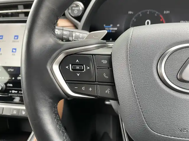 レクサス ＬＢＸ リラックス 石川県 2024(令6)年 1.2万km ソニッククォーツ 純正メモリナビ/（DTV・Bluetooth）/TVキャンセラー/オートパーク/衝突軽減/レーンキープアシスト/操舵支援/追従機能付きクルーズコントロール/クリアランスソナー/パーキングサポートブレーキ/BSM/パノラマビューモニター/ETC2.0ビルドイン/ドライブレコーダー/革ステアリング/パドルシフト/ステアリングヒーター/茶革シート/D席シートメモリー/D席パワーシート/前席シートヒーター/パワーバックドア/自動防眩ミラー/フロアマット/LEDヘッドライト/フォグランプ/ウィンカーミラー/電格ミラー/オートハイビーム
