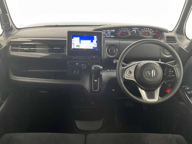 ホンダ Ｎ ＢＯＸ 2トン カスタム G L ホンダセンシング 宮崎県 2018(平30)年 6.6万km クリスタルブラックパール 禁煙車/ホンダセンシング/社外ナビTV/（AVN137M/CD/FMAM/ワンセグTV)/社外バックカメラ/純正LEDオートライト/純正LEDフォグ/純正14インチアルミ/純正エアロ/純正ルーフエンドスポイラー/純正フロアマット/左側電動スライドドア/アダプティブクルーズコントロール/レーンディパーチャーアラート/クリアランスソナー/ウインカードアミラー/オートエアコン（プラズマクラスター）/スマートキー/プッシュエンジンスタート/スマートキー/新車時保証書/取扱い説明書