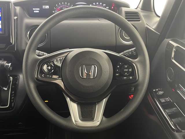 ホンダ Ｎ ＢＯＸ 2トン カスタム G L ホンダセンシング 宮崎県 2018(平30)年 6.6万km クリスタルブラックパール 禁煙車/ホンダセンシング/社外ナビTV/（AVN137M/CD/FMAM/ワンセグTV)/社外バックカメラ/純正LEDオートライト/純正LEDフォグ/純正14インチアルミ/純正エアロ/純正ルーフエンドスポイラー/純正フロアマット/左側電動スライドドア/アダプティブクルーズコントロール/レーンディパーチャーアラート/クリアランスソナー/ウインカードアミラー/オートエアコン（プラズマクラスター）/スマートキー/プッシュエンジンスタート/スマートキー/新車時保証書/取扱い説明書