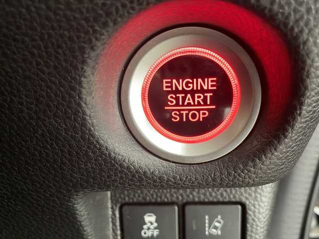 ホンダ Ｎ ＢＯＸ 2トン カスタム G L ホンダセンシング 宮崎県 2018(平30)年 6.6万km クリスタルブラックパール 禁煙車/ホンダセンシング/社外ナビTV/（AVN137M/CD/FMAM/ワンセグTV)/社外バックカメラ/純正LEDオートライト/純正LEDフォグ/純正14インチアルミ/純正エアロ/純正ルーフエンドスポイラー/純正フロアマット/左側電動スライドドア/アダプティブクルーズコントロール/レーンディパーチャーアラート/クリアランスソナー/ウインカードアミラー/オートエアコン（プラズマクラスター）/スマートキー/プッシュエンジンスタート/スマートキー/新車時保証書/取扱い説明書