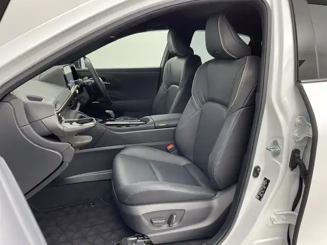 トヨタ クラウン スポーツ Z 新潟県 2024(令6)年 3.4万km パール 純正12.3インチメーカーオプションナビ/ブラインドスポットモニター(BSM)/デジタルインナーミラー/革シート/前席両側パワーシート/前席両側ベンチレーション/ETC2.0/パワーバックドア/全方位カメラ/RS-R　ダウンサス(純正サス積載あり)/LEDライト/法人ワンオーナー/レーザークルーズコントロール/衝突軽減ブレーキ/前後ドライブレコーダー/Miracast/フルセグ