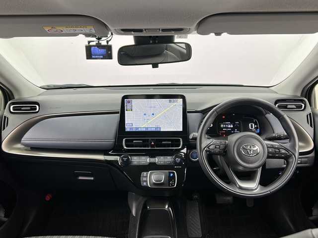 トヨタ アクア Z 群馬県 2022(令4)年 1.3万km プラチナホワイトパールマイカ 純正10.5型ディスプレイオーディオ　全周囲カメラ　衝突被害軽減ブレーキ　アダプティブクルーズコントロール　パワーシート　シートヒーター　ステアリングヒーター　ETC2.0 スマートキー　禁煙車