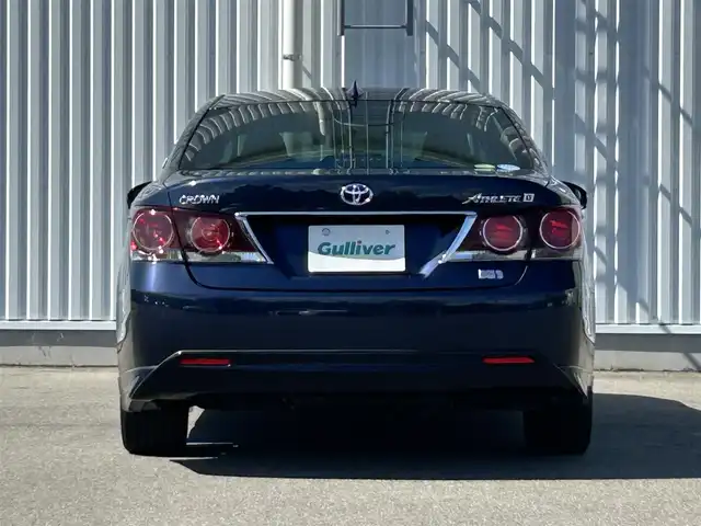 トヨタ クラウン ハイブリッド アスリートG 愛媛県 2016(平28)年 5.3万km ダークブルーマイカメタリック 【ジャパンカラーセレクションパッケージ:群青】/メーカーナビ・フルセグＴＶ　/サンルーフ　/茶レザーシート　/エアシート/シートヒーター/レーダークルーズコントロール/クリアランスソナー/ブラインドスポットモニター/ハンドルヒーター　/バックカメラ　/パワーシート（運転席メモリー付）/ドライブレコーダー　/純正ＥＴＣ２．０　/ＬＥＤオートライト　/ＢＳＭ/スマートキー2本/カードキー/保証書オットマン