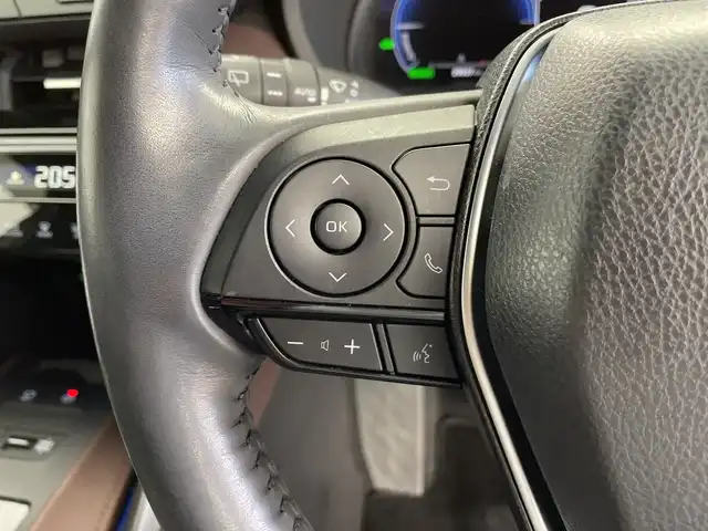 トヨタ ハリアー ハイブリッド Z レザーパッケージ 鹿児島県 2023(令5)年 3万km パール 純正12.3型ナビ /・Bluetooth/・フルセグTV/・AM/・FM/AppleCarPlay/AndroidAuto/フロント・サイド・バックカメラ/ETC2.0 /JBLサウンドシステム /デジタルインナーミラー型ドラレコ /ステアリングヒーター/ワイヤレス充電/前席ベンチレーション＆シートヒーター/電子パーキングブレーキ/オートホールド/前席パワーシート/シートメモリー/ブラインドスポットモニター/純正AW/純正LEDヘッドライト/純正フロアマット