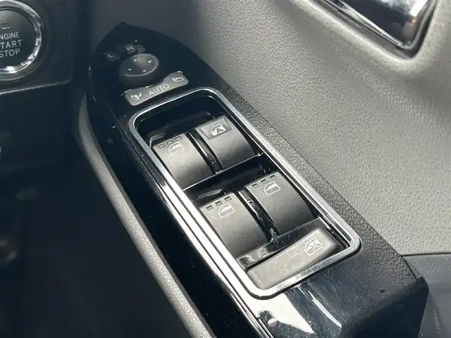 ダイハツ タント カスタム RS 和歌山県 2020(令2)年 6万km ブラックマイカメタリック 社外７インチナビ/純正フリップダウンモニター/フルセグTV/バックカメラ/（BT/CD/DVD)/衝突軽減ブレーキ/前後コーナーセンサー/レーンキープ/横滑り防止/両側パワースライドドア/ビルトインETC/後席サンシェード/純正ラバーマット/LEDヘッドライト/フォグランプ/オートライト/オートマチックハイビーム