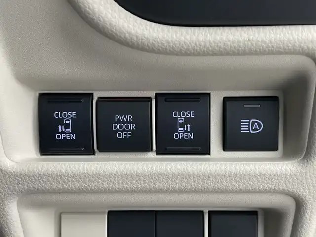 トヨタ シエンタ Z 鹿児島県 2022(令4)年 4.2万km ホワイトパールクリスタルシャイン ワンオーナー/禁煙車/純正ナビ/・Bluetooth/・フルセグ/・FM/・AM/Apple Car Play/全方位カメラ/前後ドラレコ/ビルドインETC/両側パワスラ/トヨタセーフティセンス/前後ドラレコ/前後コーナーセンサー/前席シートヒーター/LEDヘッドライト/純正AW/MTモードAT/オートマチックハイビーム/追従型クルーズコントロール/LEDヘッドライト