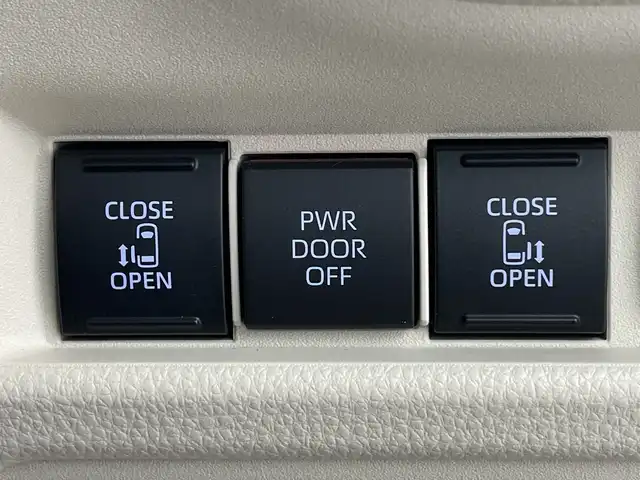 トヨタ シエンタ Z 鹿児島県 2022(令4)年 4.2万km ホワイトパールクリスタルシャイン ワンオーナー/禁煙車/純正ナビ/・Bluetooth/・フルセグ/・FM/・AM/Apple Car Play/全方位カメラ/前後ドラレコ/ビルドインETC/両側パワスラ/トヨタセーフティセンス/前後ドラレコ/前後コーナーセンサー/前席シートヒーター/LEDヘッドライト/純正AW/MTモードAT/オートマチックハイビーム/追従型クルーズコントロール/LEDヘッドライト