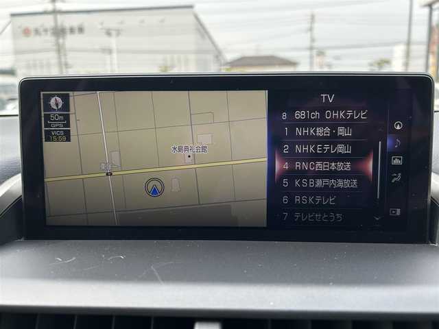 レクサス ＮＸ 300h バージョンL 岡山県 2018(平30)年 7.2万km ソニッククォーツ 登録時走行距離71745km/純正10.3インチナビ/フルセグTV/(AM.FM.TV.CD.DVD.BT)/パノラミックビューモニター/バックカメラ/レーダークルーズコントロール/レーンキープアシスト/AFS/衝突軽減ブレーキ/ETC2.0/全席シートヒーター/エアシート/電動リアゲート/クリアランスソナー/100V充電/MTモード付AT/オートライト/オートマチックハイビーム/フルフラットシート/純正フロアマット/１８インチ純正AW