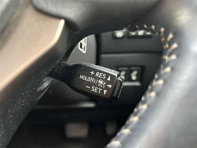 レクサス ＮＸ 300h バージョンL 岡山県 2018(平30)年 7.2万km ソニッククォーツ 禁煙車/登録時走行距離71745km/純正10.3インチナビ/フルセグTV/(AM.FM.TV.CD.DVD.BT)/パノラミックビューモニター/バックカメラ/レーダークルーズコントロール/レーンキープアシスト/BSM/AFS/衝突軽減ブレーキ/ETC2.0/全席シートヒーター/ステアリングヒーター/エアシート/電動リアゲート/クリアランスソナー/100V充電/MTモード付AT/オートライト/オートマチックハイビーム/フルフラットシート/純正フロアマット/１８インチ純正AW