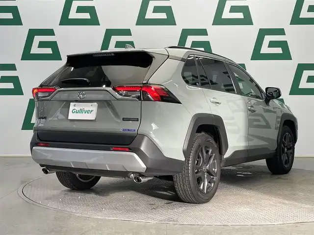 トヨタ ＲＡＶ４ アドベンチャー 鹿児島県 2023(令5)年 0.7万km アーバンカーキ ワンオーナー　/禁煙車　/純正ディスプレイオーディオ/フルセグTV　/トヨタセーフティセンス　/追従型クルーズコントロール　/バックカメラ　/前後コーナーセンサー/運転席メモリー付きパワーシート/前席シートヒーター　/前席ベンチレーション　/前後コーナーセンサー　/ＬＥＤヘッドライト/オートライト/オートマチックハイビーム/ETC/純正フロアマット