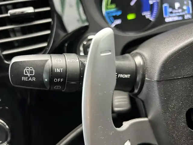 三菱 アウトランダー ＰＨＥＶ G 鹿児島県 2018(平30)年 5.9万km ルビーブラックP 社外７インチＳＤナビ【ＣＮ－ＲＥ０４ＷＤ】　/全方位カメラ　/電動パーキングブレーキ　/オートブレーキホールド　/革巻きステアリング　/パドルシフト　/ステアリングヒーター　/オールオートウィンドウ　/ＥＴＣ/ドアバイザー