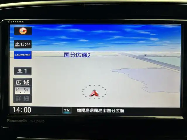 三菱 アウトランダー ＰＨＥＶ G 鹿児島県 2018(平30)年 5.9万km ルビーブラックP 社外７インチＳＤナビ【ＣＮ－ＲＥ０４ＷＤ】　/全方位カメラ　/電動パーキングブレーキ　/オートブレーキホールド　/革巻きステアリング　/パドルシフト　/ステアリングヒーター　/オールオートウィンドウ　/ＥＴＣ/ドアバイザー