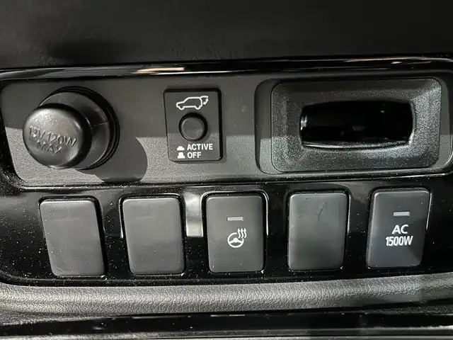 三菱 アウトランダー ＰＨＥＶ G 鹿児島県 2018(平30)年 5.9万km ルビーブラックP 社外７インチＳＤナビ【ＣＮ－ＲＥ０４ＷＤ】　/全方位カメラ　/電動パーキングブレーキ　/オートブレーキホールド　/革巻きステアリング　/パドルシフト　/ステアリングヒーター　/オールオートウィンドウ　/ＥＴＣ/ドアバイザー