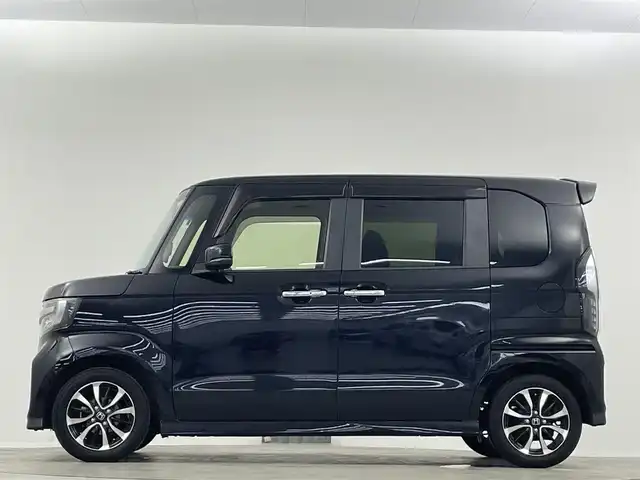 ホンダ Ｎ ＢＯＸ カスタム G L 埼玉県 2018(平30)年 6.6万km クリスタルブラックパール ８型ナビ　バックカメラ パワースライドドア　ＬＥＤヘッドライト　ＥＴＣ　ドライブレコーダー　チップアップシート　衝突被害軽減　スマートキー　ＵＳＢ端子　Ｂｌｕｅｔｏｏｔｈ　純正１４インチアルミ
