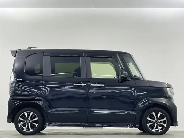 ホンダ Ｎ ＢＯＸ カスタム G L 埼玉県 2018(平30)年 6.6万km クリスタルブラックパール ８型ナビ　バックカメラ パワースライドドア　ＬＥＤヘッドライト　ＥＴＣ　ドライブレコーダー　チップアップシート　衝突被害軽減　スマートキー　ＵＳＢ端子　Ｂｌｕｅｔｏｏｔｈ　純正１４インチアルミ