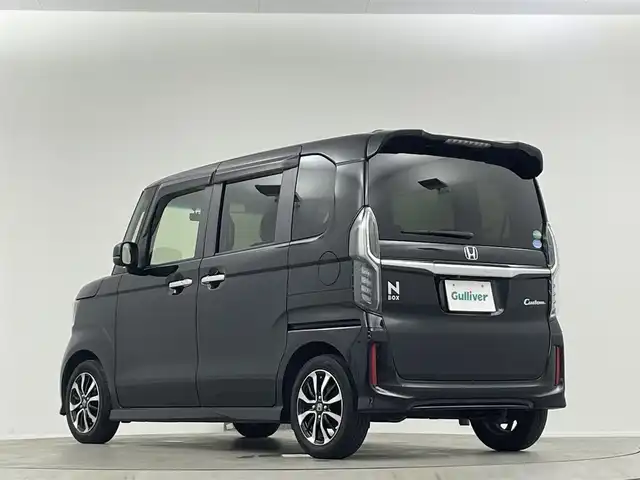 ホンダ Ｎ ＢＯＸ カスタム G L 埼玉県 2018(平30)年 6.6万km クリスタルブラックパール ８型ナビ　バックカメラ パワースライドドア　ＬＥＤヘッドライト　ＥＴＣ　ドライブレコーダー　チップアップシート　衝突被害軽減　スマートキー　ＵＳＢ端子　Ｂｌｕｅｔｏｏｔｈ　純正１４インチアルミ