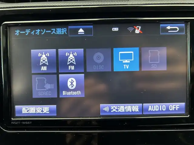 トヨタ アクア G 鹿児島県 2017(平29)年 4.7万km クリアエメラルドパールクリスタルシャイン トヨタセーフティセンス/純正SDナビ【NSZT-W66T】/（CD/フルセグ/Bluetooth/SD）/バックカメラ/ビルトインETC/ステアリングリモコン/ハロゲンヘッドライト/オートライト/ヘッドライトレベライザー/横滑り防止装置/電動格納ドアミラー/純正フロアマット/社外ドアバイザー