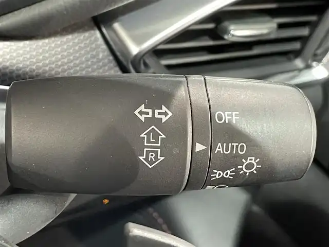 マツダ ＣＸ－５ XD スポーツアピアランス 愛知県 2022(令4)年 2.9万km ジェットブラックマイカ 純正10インチナビ/（Bluetooth/フルセグTV/USB）/BOSEサウンド/衝突軽減ブレーキ/アラウンドビューモニター/レーダークルーズコントロール/シートヒーター/LEDヘッドライト/ETC/ドライブレコーダー/ワイヤレス充電/ブラインドスポットモニター/ステアリングヒーター/パワーシート/電動リアゲート/コーナーセンサー/レーンキープアシスト/スマートキー/純正19インチAW/パドルシフト