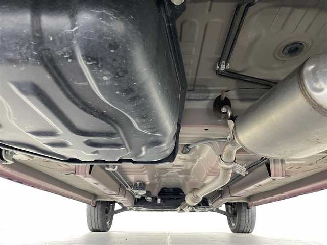 スズキ ハスラー Jスタイル 鳥取県 2015(平27)年 3.8万km フェニックスレッドパール/ホワイト2トーンルーフ 社外ナビ(CN-E203Z)/ワンセグTV/FM/AM/CD/シートヒーター/スマートキー/純正フロアマット/横滑り防止装置/盗難防止装置/オートマチックハイビーム/レーダーブレーキサポート/フォグランプ