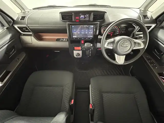 トヨタ ルーミー G S 佐賀県 2017(平29)年 4.9万km ブラックマイカメタリック 純正9インチナビ＜Bluetooth機能有＞/純正フリップダウンモニター/両側パワースライドドア/バックカメラ/LEDヘッドライト/スマートアシスト/クルーズコントロール/スマートキー/スペアキー/ETC/フロアマット/保証書/取扱説明書