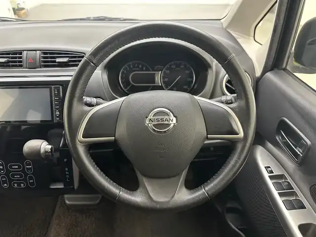 日産 デイズ ハイウェイスター Vセレ +Safty 兵庫県 2015(平27)年 7.5万km ブラック 社外SDナビ/フルセグ CD DVD BT MSV/アラウンドビューモニター/アイドリングストップ/純正14インチアルミホイール/HIDヘッドライト/フォグライト/スマートキー/スペアキー