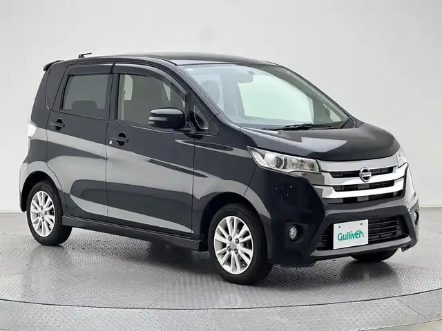 日産 デイズ ハイウェイスター Vセレ +Safty 兵庫県 2015(平27)年 7.5万km ブラック 社外SDナビ/フルセグ CD DVD BT MSV/アラウンドビューモニター/アイドリングストップ/純正14インチアルミホイール/HIDヘッドライト/フォグライト/スマートキー/スペアキー