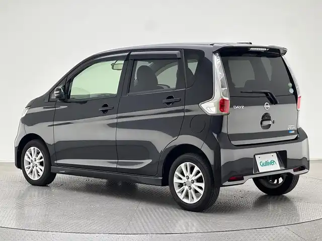 日産 デイズ ハイウェイスター Vセレ +Safty 兵庫県 2015(平27)年 7.5万km ブラック 社外SDナビ/フルセグ CD DVD BT MSV/アラウンドビューモニター/アイドリングストップ/純正14インチアルミホイール/HIDヘッドライト/フォグライト/スマートキー/スペアキー
