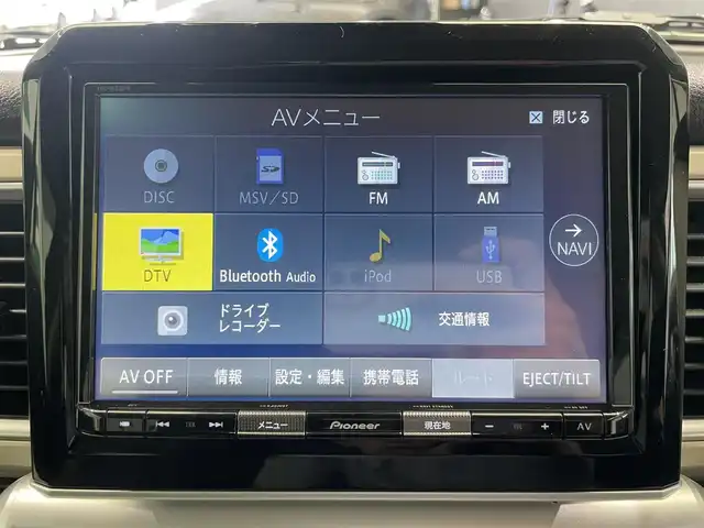 スズキ クロスビー HYBRID MZ 鹿児島県 2020(令2)年 5.6万km キャラバンアイボリーパールメタリック/ホワイト 2トーンルーフ 禁煙車　/ナビ(CD/DVD/フルセグTV/Bluetooth)　/バックカメラ　/デュアルセンサーブレーキサポート　/クルーズコントロール　/ドライブレコーダー　/ＬＥＤヘッドライト　/前席シートヒーター　/オートライト　/純正フロアマット　/ＥＴＣ　/ドアバイザー/純正アルミホイール