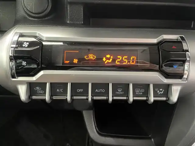 スズキ クロスビー HYBRID MZ 鹿児島県 2020(令2)年 5.6万km キャラバンアイボリーパールメタリック/ホワイト 2トーンルーフ 禁煙車　/ナビ(CD/DVD/フルセグTV/Bluetooth)　/バックカメラ　/デュアルセンサーブレーキサポート　/クルーズコントロール　/ドライブレコーダー　/ＬＥＤヘッドライト　/前席シートヒーター　/オートライト　/純正フロアマット　/ＥＴＣ　/ドアバイザー/純正アルミホイール