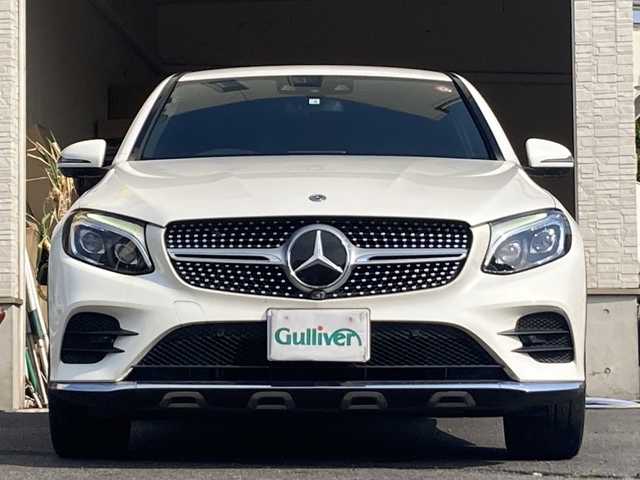 メルセデス・ベンツ ＧＬＣ２００ クーペスポーツ 大分県 2018(平30)年 5.9万km 白 ハーフレザーシート/全方位カメラ/純正19インチアルミホイール/純正ナビ/フルセグTV/Bluetooth/DVD/純正フロアマット/純正LEDヘッドライト/オートライト/ETC/レーンキープアシスト/横滑り防止装置/電動リアゲート