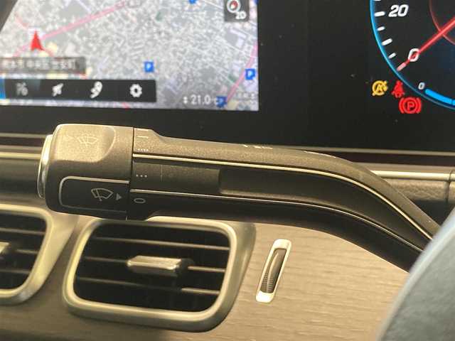 メルセデス・ベンツ ＧＬＥ４００ｄ 4MATIC クーペ スポーツ 熊本県 2020(令2)年 6.4万km オブシディアンブラック ・スマートキー/・プッシュスタート/・パノラマサンルーフ /・アクティブステアリングアシスト/・DSR/・道路標識アシスト/・アクティブレーンキーピングアシスト/・アクティブブレーキアシスト/・アテンションアシスト/・ブラインドスポットモニター/・レーンチェンジアシスト/・インテリジェントライトシステム/・クルーズコントロール(追従式)/・黒革シート/・前席パワーシート /・前席エアシート /・全席シートヒーター /・純正メモリナビ/　【Bluetooth・USB・AppleCarPlay・AndroidAuto】/・Burmesterサウンドシステム/・フルセグTV/・全方位カメラ/・ETC2.0/・ヘッドアップディスプレイ/・パワーバックドア/・LEDヘッドランプ/・純正ラバーマット