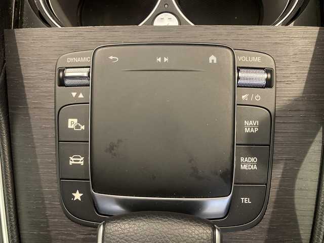 メルセデス・ベンツ ＧＬＥ４００ｄ 4MATIC クーペ スポーツ 熊本県 2020(令2)年 6.4万km オブシディアンブラック ・スマートキー/・プッシュスタート/・パノラマサンルーフ /・アクティブステアリングアシスト/・DSR/・道路標識アシスト/・アクティブレーンキーピングアシスト/・アクティブブレーキアシスト/・アテンションアシスト/・ブラインドスポットモニター/・レーンチェンジアシスト/・インテリジェントライトシステム/・クルーズコントロール(追従式)/・黒革シート/・前席パワーシート /・前席エアシート /・全席シートヒーター /・純正メモリナビ/　【Bluetooth・USB・AppleCarPlay・AndroidAuto】/・Burmesterサウンドシステム/・フルセグTV/・全方位カメラ/・ETC2.0/・ヘッドアップディスプレイ/・パワーバックドア/・LEDヘッドランプ/・純正ラバーマット