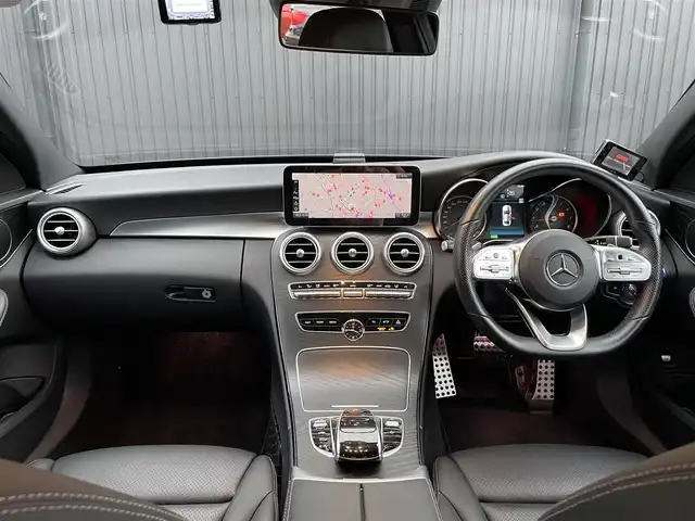 メルセデス・ベンツ Ｃ２００ 4マチック AVG AMGライン 福島県 2019(平31)年 3.6万km オブシディアンブラック 純正HDDナビ（BT/USB/SD）/フルセグTV/バックカメラ/ビルトインETC/前方ドライブレコーダー/黒レザーシート/前席メモリ付パワーシート/前席シートヒーター/レーダーセーフティーパッケージ/・アクティブディスタンスアシストディストロニック/・アクティブステアリングアシスト/・アクティブレーンチェンジングアシスト/・アクティブブレーキアシスト/・渋滞時緊急ブレーキ機能/・アクティブブラインドスポットアシスト/・アクティブレーンキーピングアシスト/パークトロニック/アクティブパーキングアシスト/純正AMG18AW/オートライト/オートハイビーム/純正LEDヘッドライト/ドアバイザー/保証書/取扱説明書/スペアキー