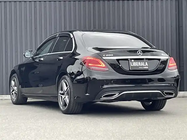 メルセデス・ベンツ Ｃ２００ 4マチック AVG AMGライン 福島県 2019(平31)年 3.6万km オブシディアンブラック 純正HDDナビ（BT/USB/SD）/フルセグTV/バックカメラ/ビルトインETC/前方ドライブレコーダー/黒レザーシート/前席メモリ付パワーシート/前席シートヒーター/レーダーセーフティーパッケージ/・アクティブディスタンスアシストディストロニック/・アクティブステアリングアシスト/・アクティブレーンチェンジングアシスト/・アクティブブレーキアシスト/・渋滞時緊急ブレーキ機能/・アクティブブラインドスポットアシスト/・アクティブレーンキーピングアシスト/パークトロニック/アクティブパーキングアシスト/純正AMG18AW/オートライト/オートハイビーム/純正LEDヘッドライト/ドアバイザー/保証書/取扱説明書/スペアキー